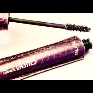 TARTE “LIGHTS CAMERA ACTION” MASCARA